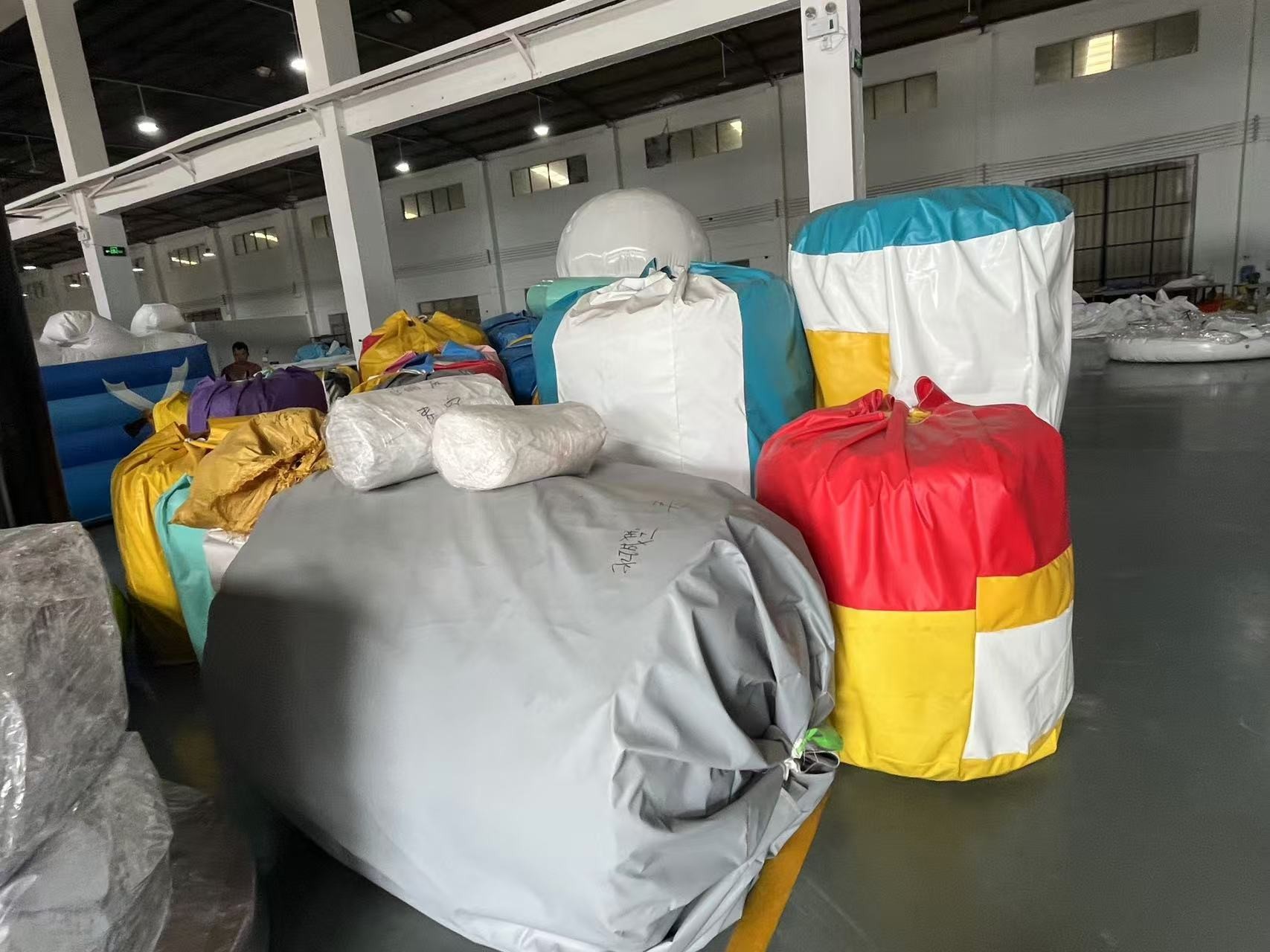 Guangzhou Kule Amusement Equipment Co.,Ltd lini produksi pabrik