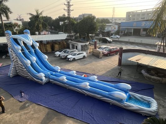 Gelombang Besar Slide Air Inflatable Dengan Kolam Panjang Warna Biru