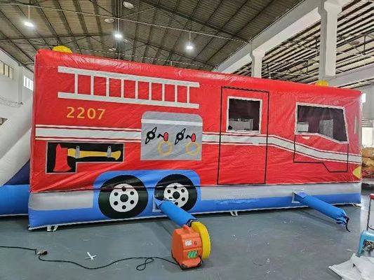 Merah dan Biru Mobil Ledakan Rumah Pemadam Kebakaran Jumping Castle
