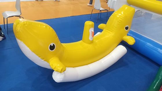 Mainan Dolphin Kuning Lembut Game Inflatable untuk Taman Permainan Indoor