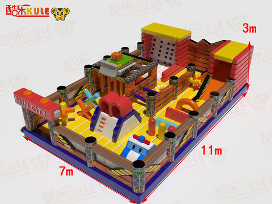 Fun City Inflatable Indoor Playground 11*7*3m Dengan Wall Cimbing Slides