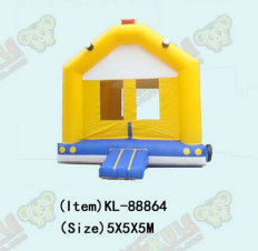 Warna Kuning Model Sederhana Inflatable Bouncy Castle 5*5*5m