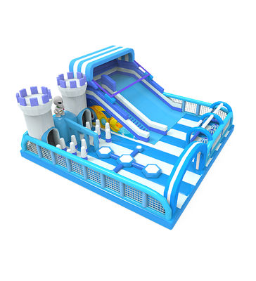 Blue Inflatable Castle: Fun for Little Explorers Adventure - Ready Play Area (Kastil Kembung Biru: Menyenangkan untuk Penjelajah Kecil)