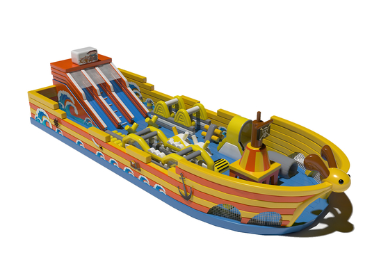 Kapal Bajak Laut yang Terduga Ledakkan Kastil Bouncy Dengan Slide Besar
